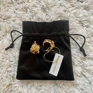 NWT Amber Sceats "Emery" earrings, 24k gold-plated